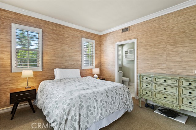 Detail Gallery Image 40 of 54 For 23 Boardwalk, Newport Beach,  CA 92660 - 6 Beds | 4/2 Baths