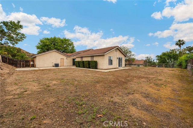 Detail Gallery Image 9 of 46 For 11324 Reid Ct, Riverside,  CA 92505 - 3 Beds | 2 Baths