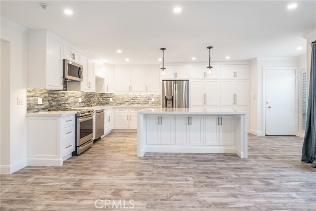906 Camino Real, Redondo Beach, California 90277, 2 Bedrooms Bedrooms, ,2 BathroomsBathrooms,Residential,Sold,Camino Real,SB22092034