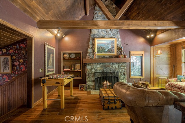 969 Oak Drive, Crestline CA: https://media.crmls.org/medias/fe0199df-a4c7-45fe-8825-98af6fc73fa1.jpg