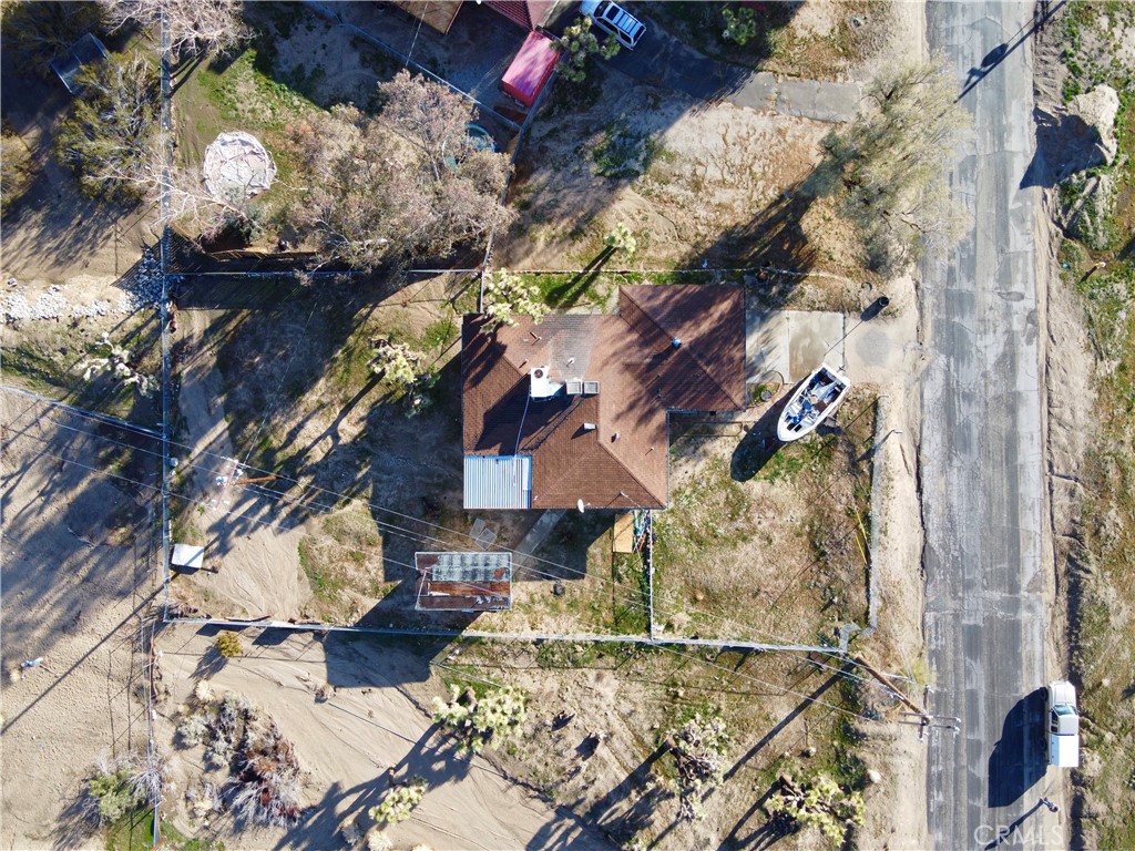 https://media.crmls.org/medias/fe023507-996a-4f80-8f09-dcf8e1be1521.jpg?preset=X-Large
