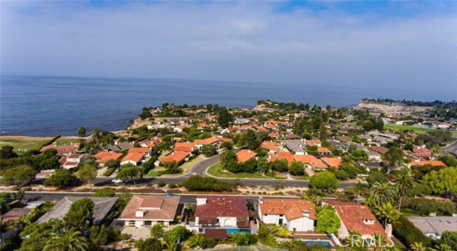 3016 Palos Verdes Drive, Palos Verdes Estates, California 90274, 3 Bedrooms Bedrooms, ,1 BathroomBathrooms,Residential,Sold,Palos Verdes,PW21210773