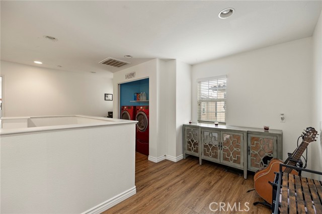 Image 21 of 37 For 41945 Davenport Way D