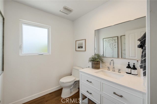 1111 Manhattan Ave, Hermosa Beach CA: https://media.crmls.org/medias/fe035ed7-5a7d-4f62-97e0-e00e1c3c34c0.jpg