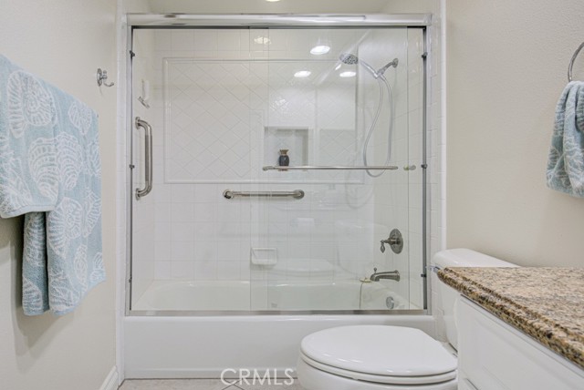 2372 Via Mariposa W, Laguna Woods CA: https://media.crmls.org/medias/fe036b86-2529-42e4-a018-48e90adeaa89.jpg