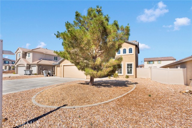 8846 Tamarisk Avenue, Hesperia CA: https://media.crmls.org/medias/fe03716b-cebd-4107-819a-25855d198eb7.jpg
