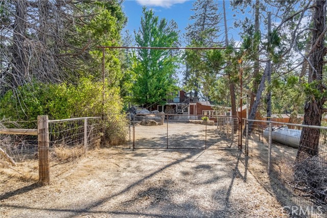 Detail Gallery Image 2 of 52 For 2823 State Highway 49, Mariposa,  CA 95338 - 4 Beds | 3 Baths