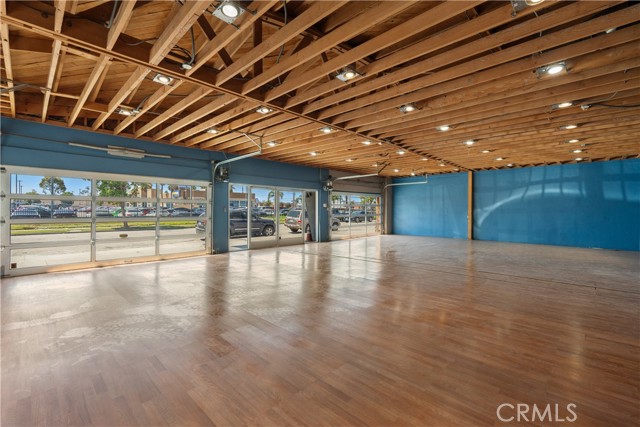 821 W Olive Street, Inglewood, California 90301, ,Commercial Lease,For Rent,821 W Olive Street,CRPW24179459