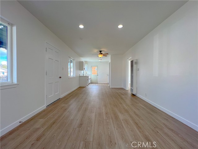 Detail Gallery Image 13 of 29 For 350 W Cedar St, Compton,  CA 90220 - 3 Beds | 2 Baths