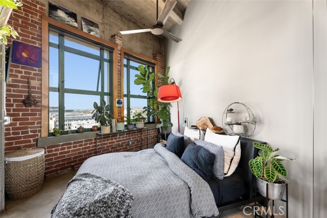 Detail Gallery Image 18 of 36 For 100 W 5th St 8b,  Long Beach,  CA 90802 - 1 Beds | 1 Baths