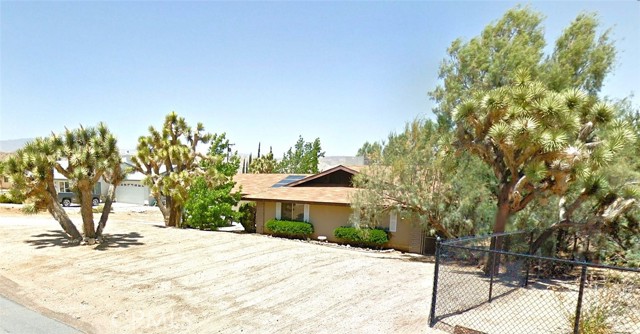 Image 2 for 56620 Hidden Gold Dr, Yucca Valley, CA 92284