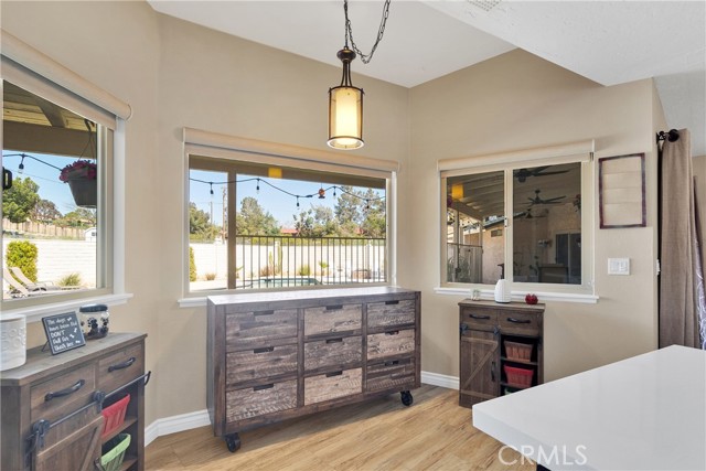 Detail Gallery Image 29 of 67 For 14585 Apple Valley Rd, Apple Valley,  CA 92307 - 3 Beds | 2 Baths