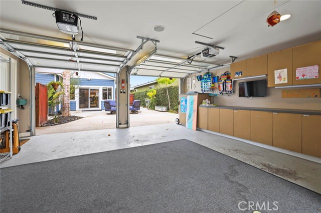 2 car garage