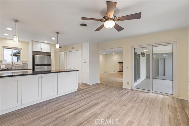 Detail Gallery Image 3 of 20 For 10602 Helendale Ave, Tujunga,  CA 91042 - 3 Beds | 2 Baths