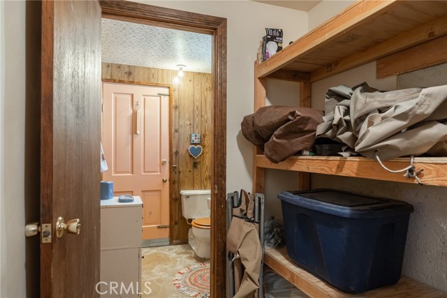 352 Big Bear Trail, Fawnskin CA: https://media.crmls.org/medias/fe07318b-bd5a-4f4a-937f-6ee5a22ae64f.jpg