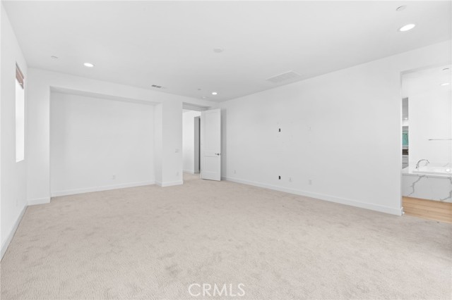 39660 Nicholas Court, Palmdale CA: https://media.crmls.org/medias/fe08804b-b3c5-471a-b243-511cc7f2f53b.jpg
