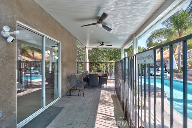 44632 Camino. Gonzales, Temecula CA: https://media.crmls.org/medias/fe09076a-5dcf-4cf7-b91f-e593b9737f83.jpg