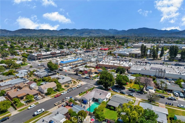 Detail Gallery Image 23 of 27 For 8223 Mammoth Ave, Panorama City,  CA 91402 - 3 Beds | 2 Baths