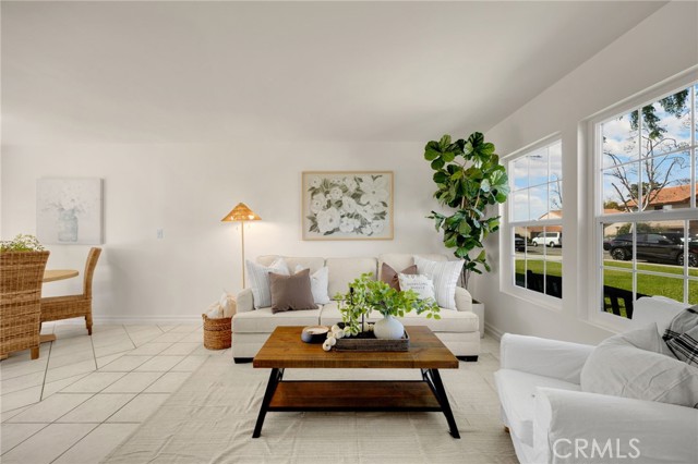 Image 4 of 34 For 10542 Rose Street