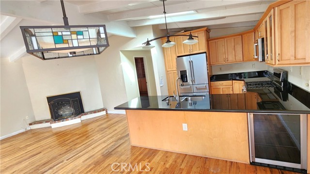 Detail Gallery Image 4 of 21 For 682 Taylor, Monterey,  CA 93940 - 4 Beds | 2 Baths