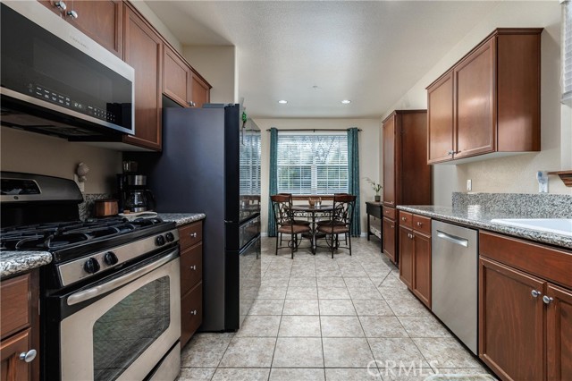 9151 Pato Lane, Atascadero CA: https://media.crmls.org/medias/fe0a1717-6995-4f74-afa4-afee97dcff18.jpg