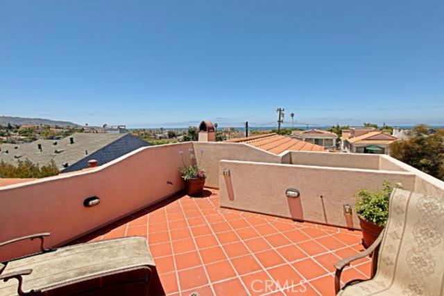 216 Irena Avenue, Redondo Beach, California 90277, 3 Bedrooms Bedrooms, ,3 BathroomsBathrooms,Residential,Sold,Irena,SB14153264