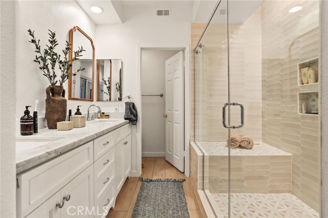 48 Baycrest Court, Newport Beach CA: https://media.crmls.org/medias/fe0b7981-8830-4c3f-a46b-156fae07add7.jpg