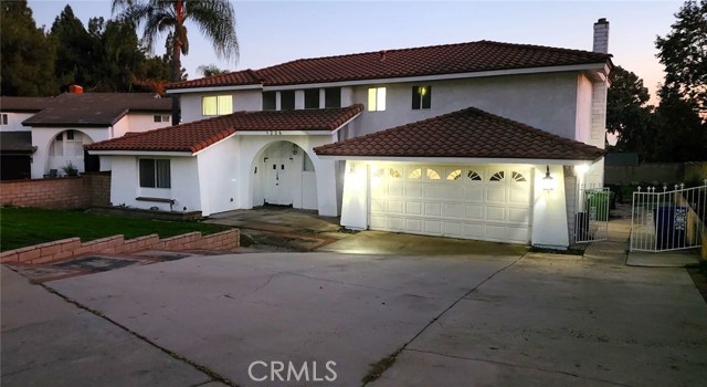 1226 Azalea Court, Upland CA: https://media.crmls.org/medias/fe0beb52-65ed-4d37-989a-af4dd3dc7d75.jpg