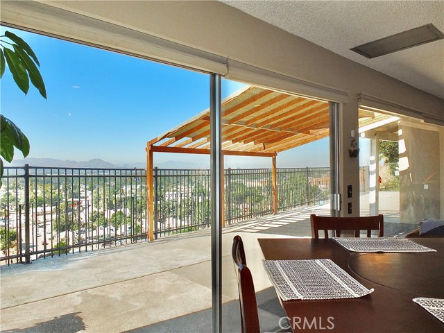 Detail Gallery Image 10 of 50 For 6570 Monte Vista Dr, San Bernardino,  CA 92404 - 2 Beds | 2 Baths