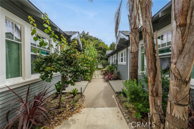 Detail Gallery Image 10 of 27 For 616 618 S Van Ness Ave, Santa Ana,  CA 92701 - – Beds | – Baths