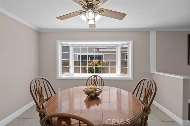 15291 Newcastle Lane, Huntington Beach CA: https://media.crmls.org/medias/fe0d8a96-db20-4853-acbf-47978c9d90c3.jpg