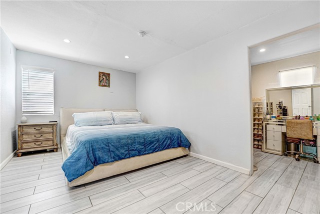 Detail Gallery Image 29 of 33 For 810 E 87th, Los Angeles,  CA 90002 - 4 Beds | 2 Baths