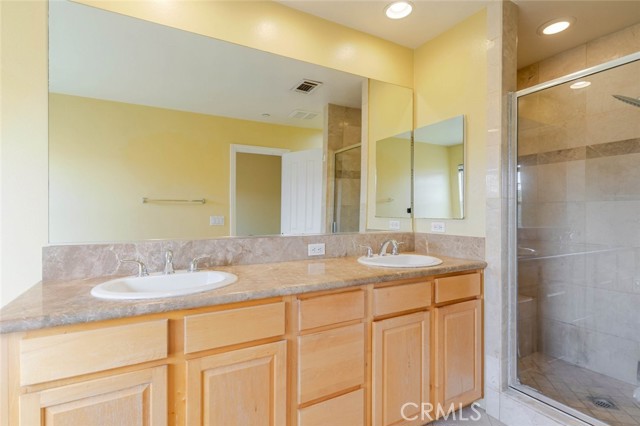 Detail Gallery Image 29 of 46 For 763 E Olive Ave, Burbank,  CA 91501 - 3 Beds | 2/1 Baths