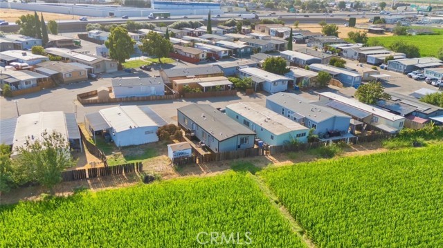 Detail Gallery Image 6 of 28 For 1624 S Highway 99 Frontage #21,  Manteca,  CA 95336 - 3 Beds | 2 Baths