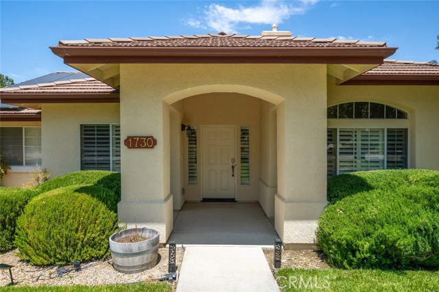 1730 Sandalwood Lane, Templeton CA: https://media.crmls.org/medias/fe0e5bee-9711-4d2f-840f-13dbc6082daf.jpg