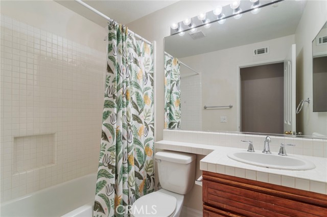 Detail Gallery Image 20 of 23 For 251 Encantado, Rancho Santa Margarita,  CA 92688 - 3 Beds | 2/1 Baths