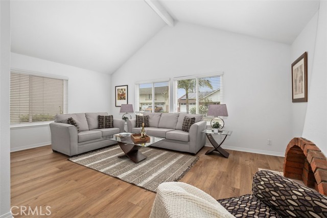 4314 Manchester Place, Cypress CA: https://media.crmls.org/medias/fe0f0295-31db-44ce-8634-d84ca65137e9.jpg