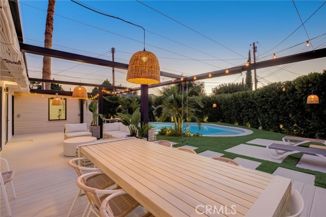 Detail Gallery Image 59 of 66 For 8161 Encino Ave, Northridge,  CA 91325 - 4 Beds | 3 Baths
