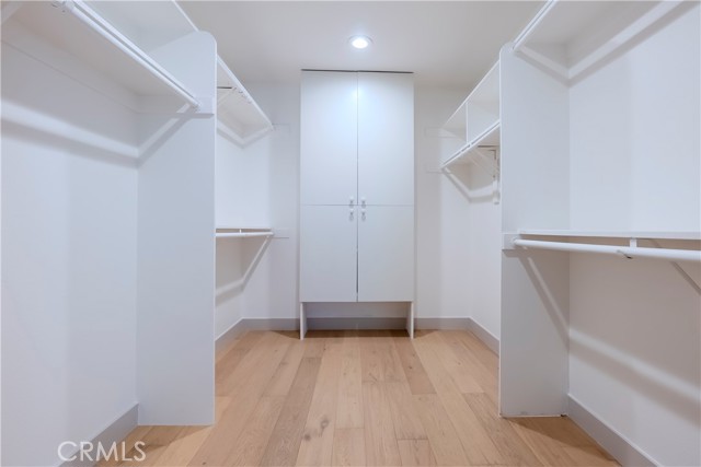 Detail Gallery Image 20 of 41 For 6913 Hannum, Culver City,  CA 90230 - 3 Beds | 3 Baths