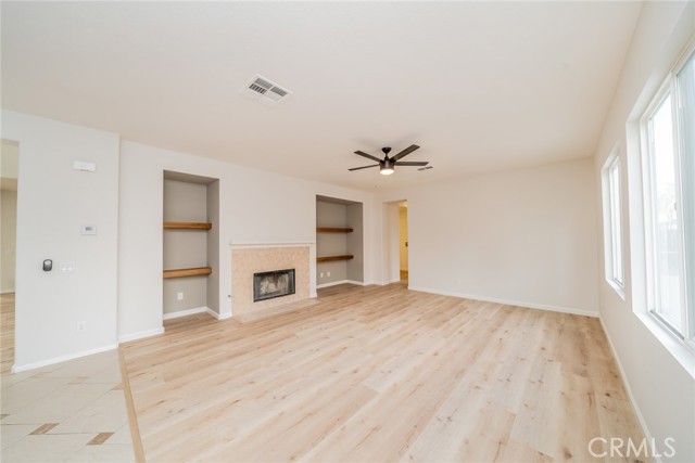 Detail Gallery Image 8 of 47 For 26538 Pegasus Way, Moreno Valley,  CA 92555 - 4 Beds | 3 Baths