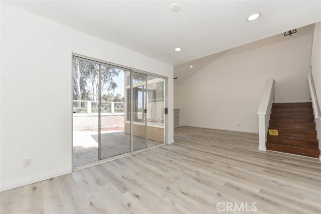 Detail Gallery Image 11 of 36 For 143 Stanford Ct #36,  Irvine,  CA 92612 - 2 Beds | 2/1 Baths