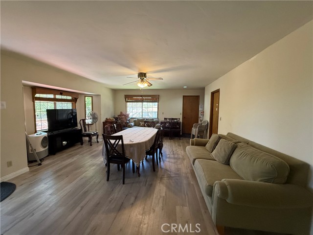 Detail Gallery Image 7 of 16 For 24466 Horst Dr, Crestline,  CA 92325 - 4 Beds | 2/1 Baths