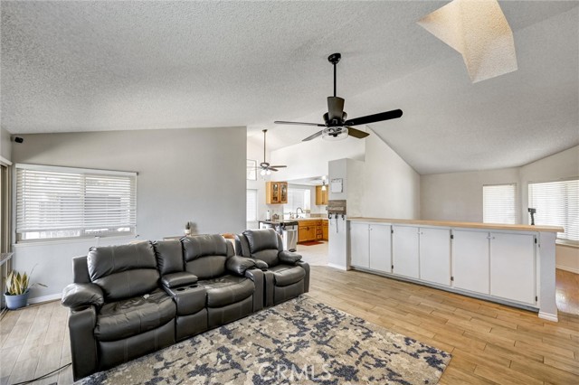 Detail Gallery Image 11 of 31 For 25653 Palm Shadows Dr, Moreno Valley,  CA 92557 - 3 Beds | 2 Baths