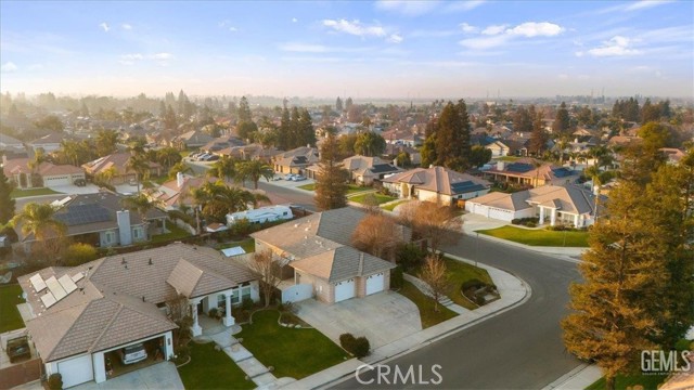 Detail Gallery Image 38 of 38 For 1933 Kellie Marie, Bakersfield,  CA 93314 - 5 Beds | 3 Baths