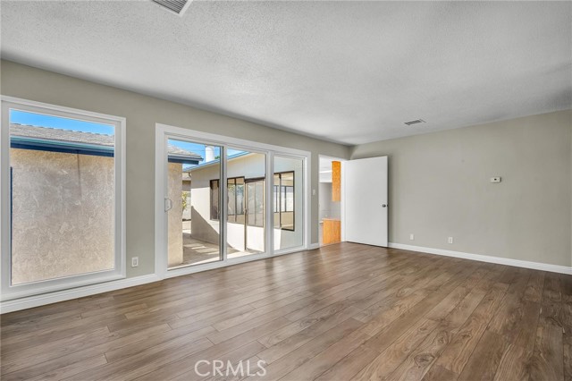 835 E 222nd Street, Carson CA: https://media.crmls.org/medias/fe13fc1b-d754-4948-9949-e6bb7c3bf693.jpg