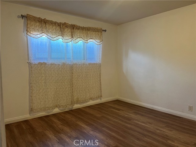 Detail Gallery Image 4 of 8 For 735 W Southgate Ave, Fullerton,  CA 92832 - 3 Beds | 1/1 Baths