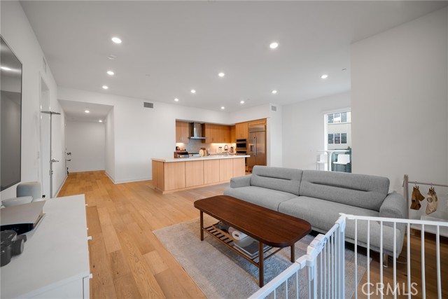 Detail Gallery Image 10 of 20 For 1310 Rivington, Irvine,  CA 92612 - 2 Beds | 2/1 Baths