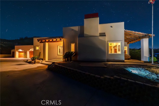 Detail Gallery Image 2 of 62 For 57045 Plaza Del Amigo, Yucca Valley,  CA 92284 - 3 Beds | 3/1 Baths