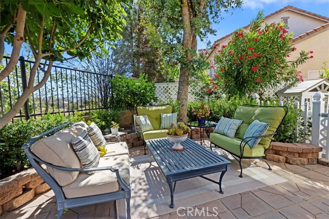 30807 Hillcrest Drive, Temecula CA: https://media.crmls.org/medias/fe15113d-d0b1-4b90-b4b4-52924641af61.jpg