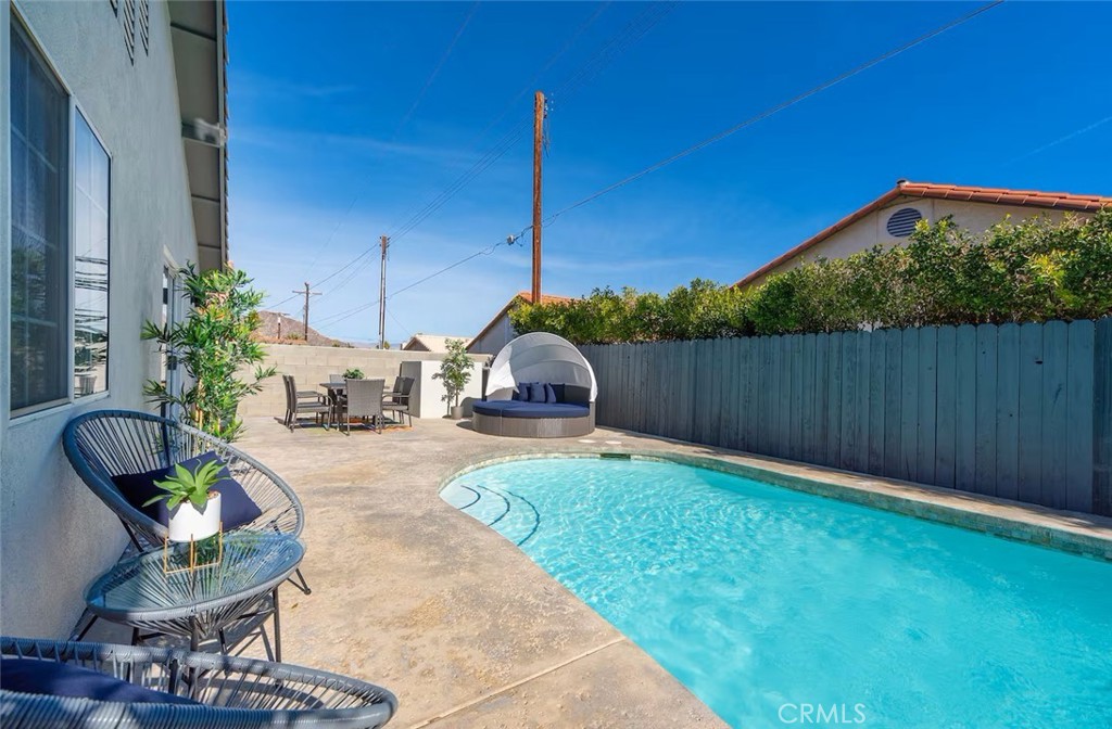 52060 Avenida Rubio